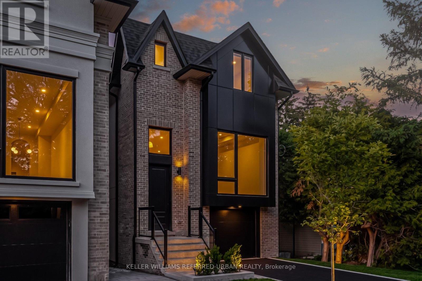 37 WESLEY AVENUE, Mississauga, Ontario