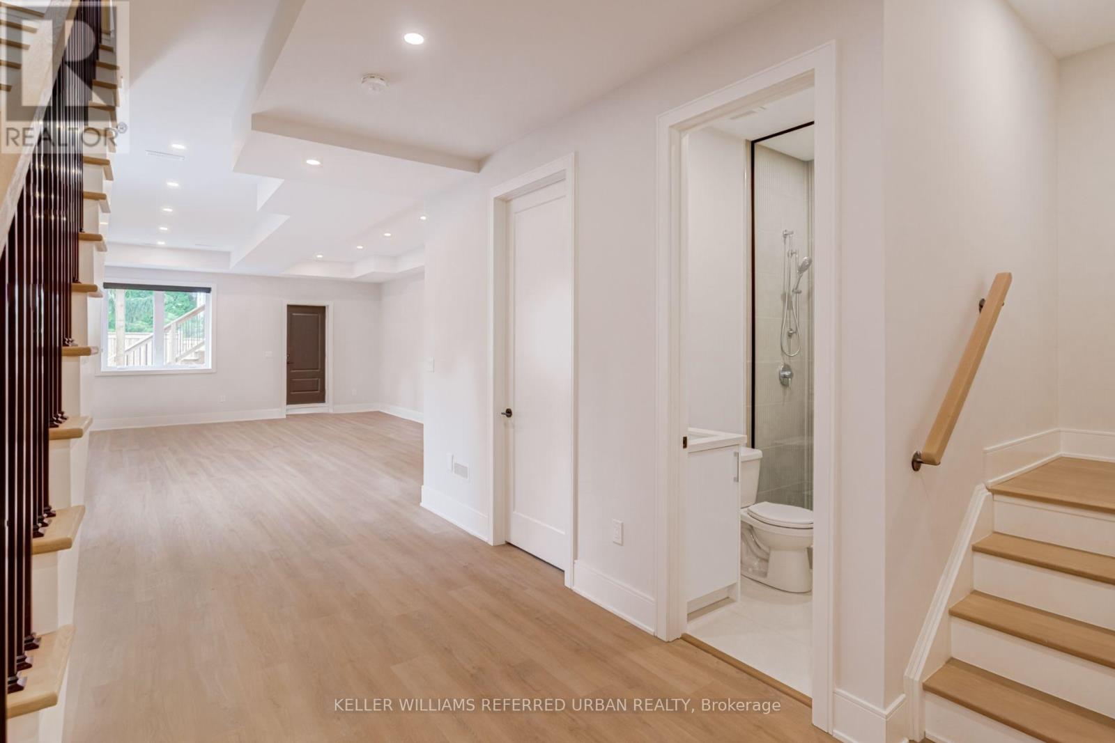37 Wesley Avenue, Mississauga, Ontario  L5H 2M6 - Photo 43 - W13684752