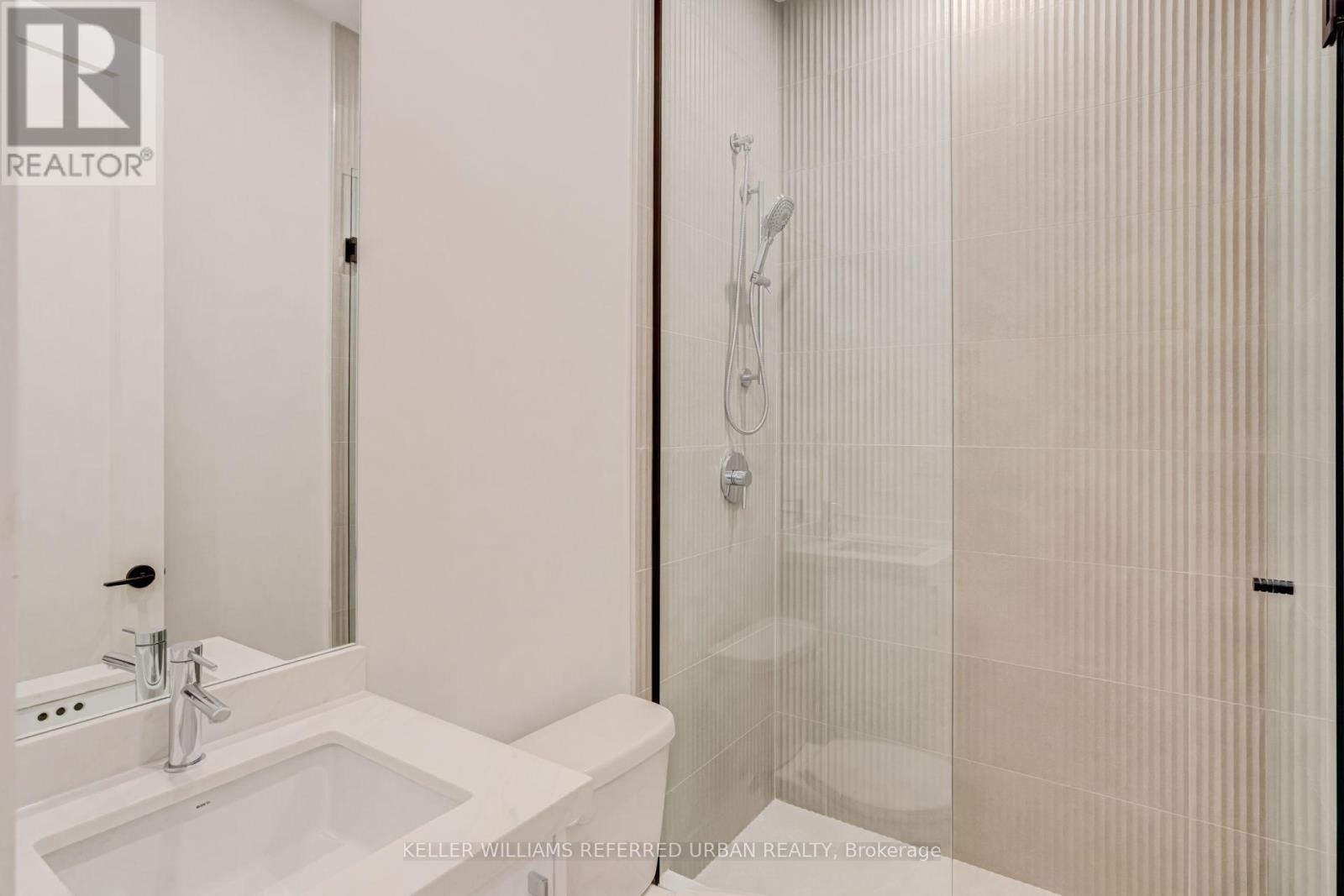 37 Wesley Avenue, Mississauga, Ontario  L5H 2M6 - Photo 44 - W13684752