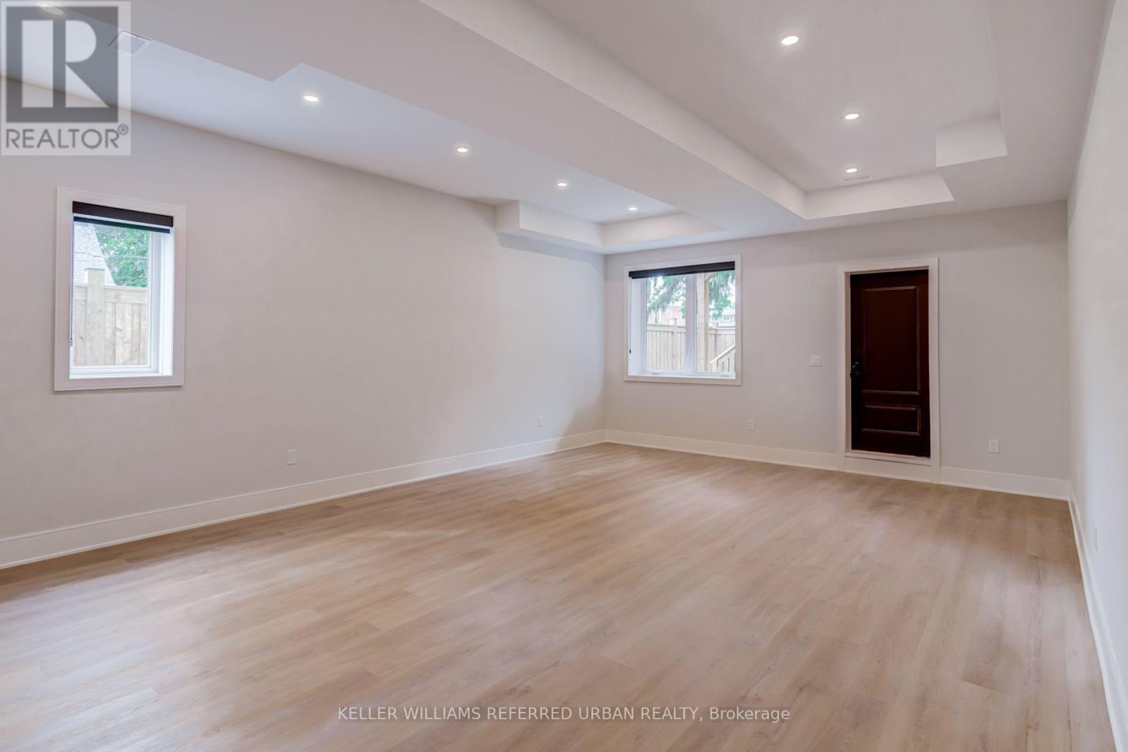 37 Wesley Avenue, Mississauga, Ontario  L5H 2M6 - Photo 47 - W13684752