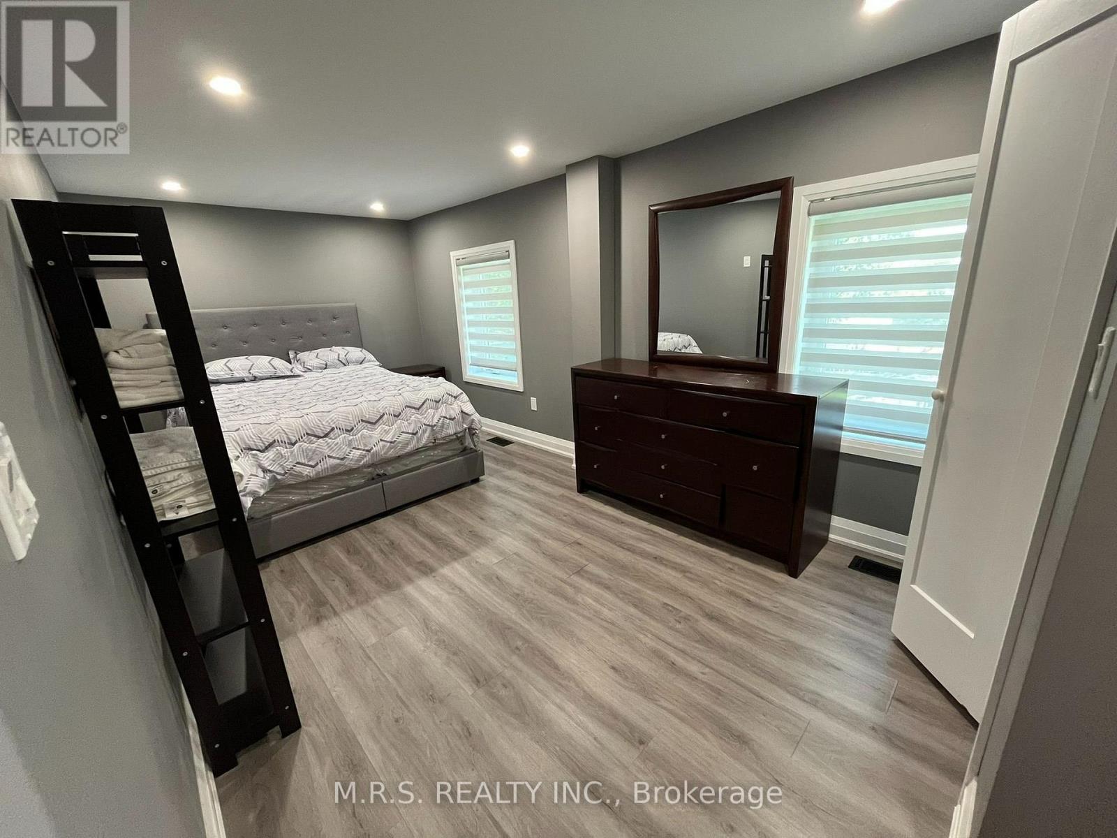 2 - 26 Hillcrest Avenue, Brampton, Ontario  L6W 1Y8 - Photo 7 - W13684788