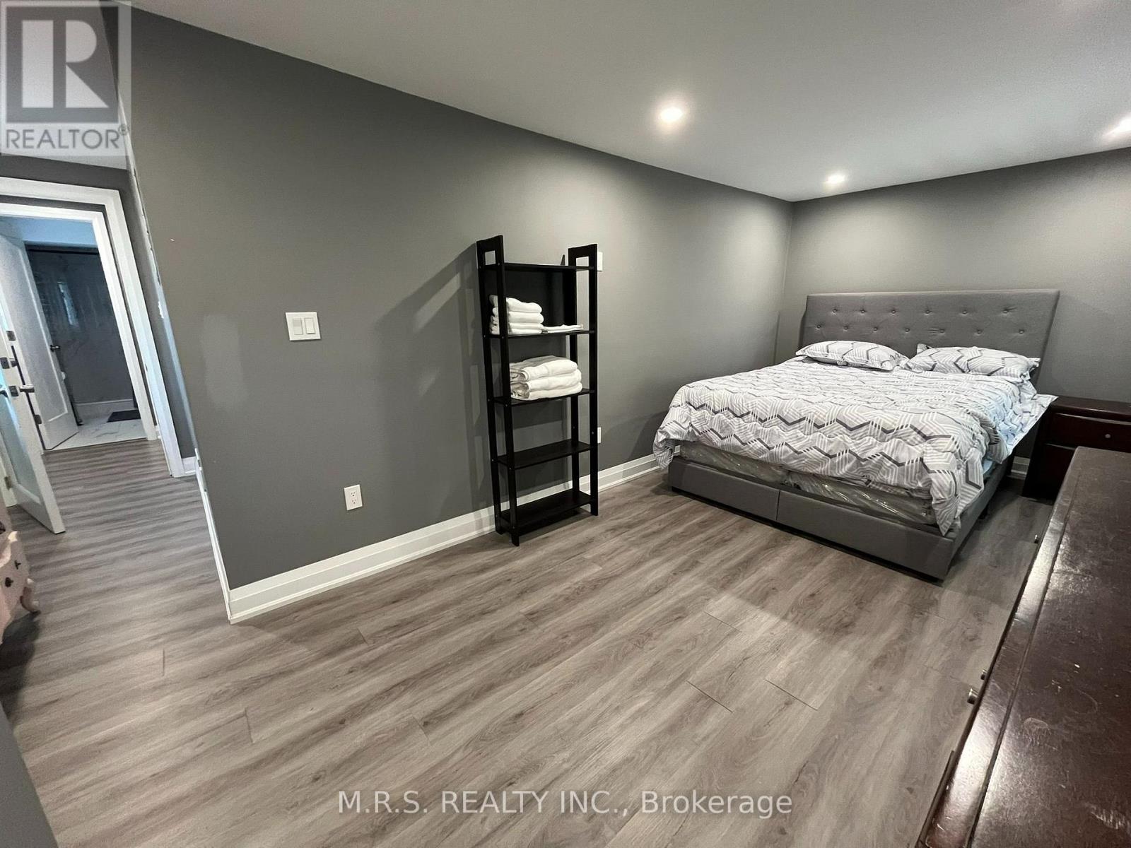 2 - 26 Hillcrest Avenue, Brampton, Ontario  L6W 1Y8 - Photo 8 - W13684788
