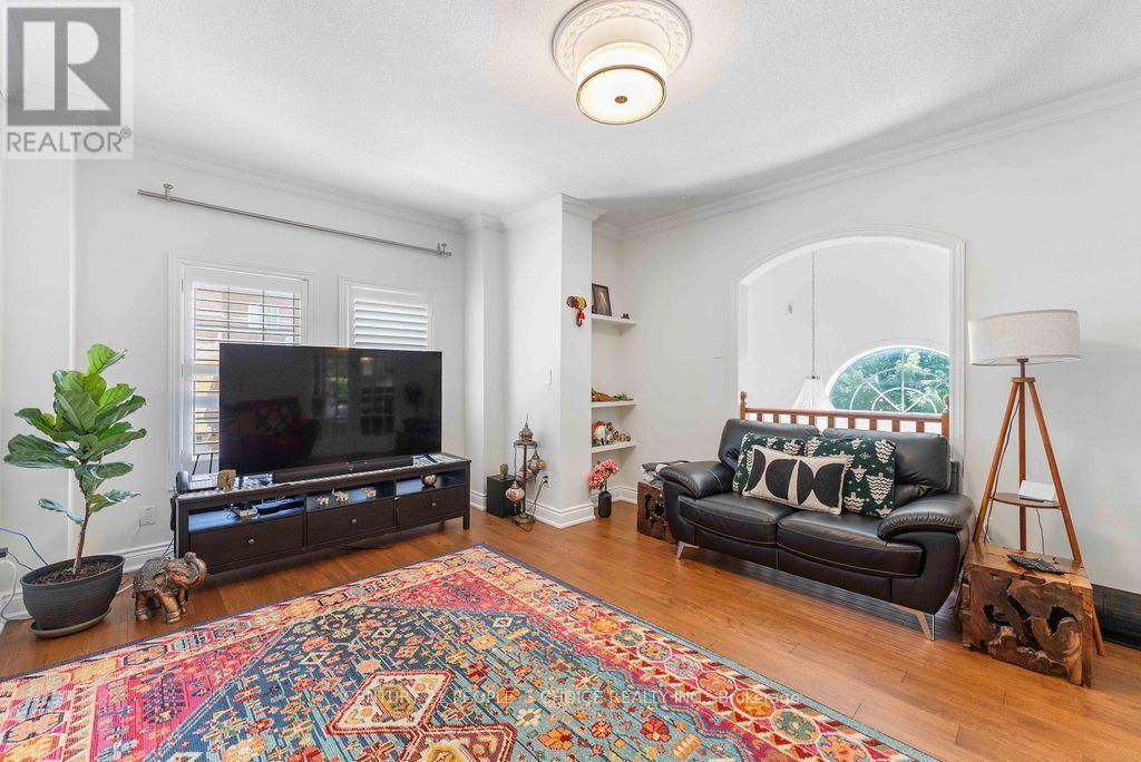 40 - 230 Paisley Boulevard W, Mississauga, Ontario  L5B 0C5 - Photo 20 - W13684798