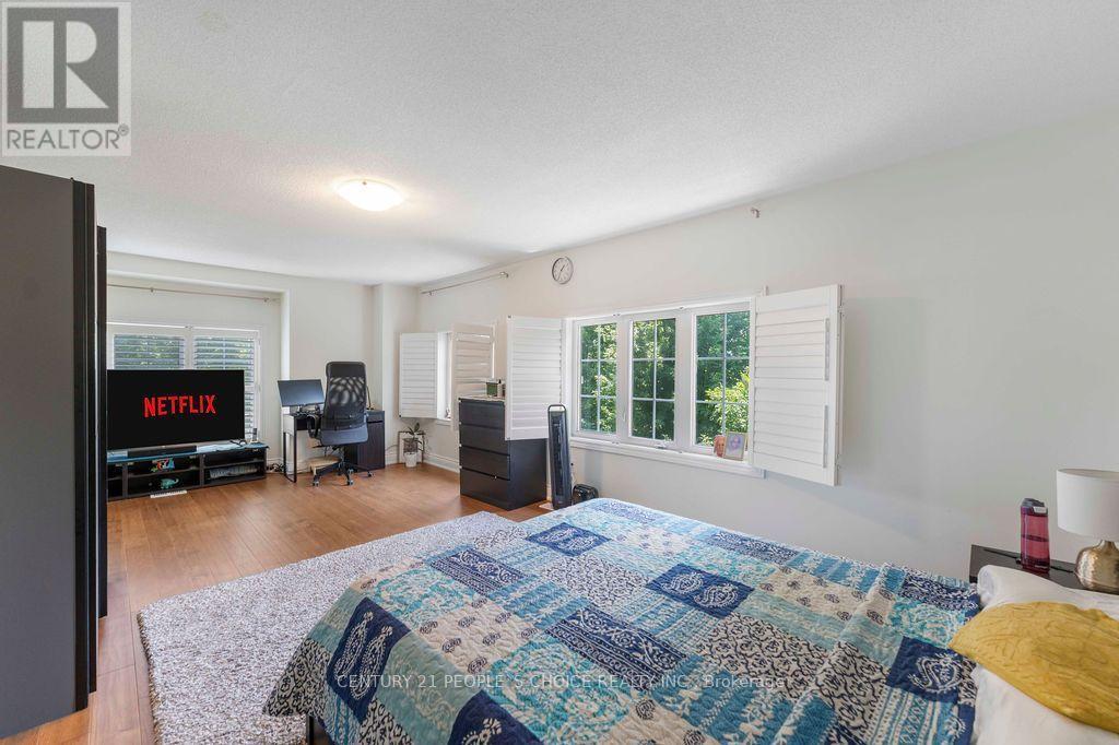 40 - 230 Paisley Boulevard W, Mississauga, Ontario  L5B 0C5 - Photo 33 - W13684798