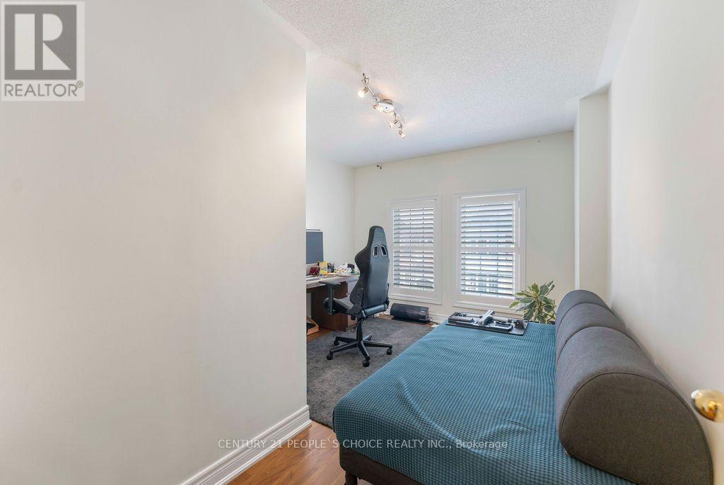 40 - 230 Paisley Boulevard W, Mississauga, Ontario  L5B 0C5 - Photo 40 - W13684798