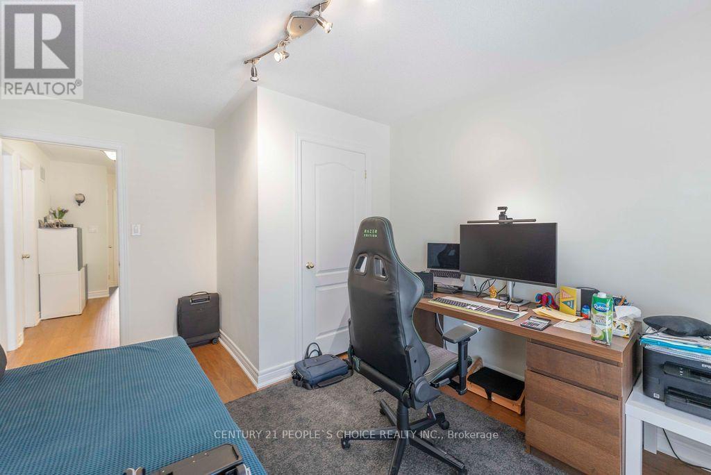 40 - 230 Paisley Boulevard W, Mississauga, Ontario  L5B 0C5 - Photo 42 - W13684798