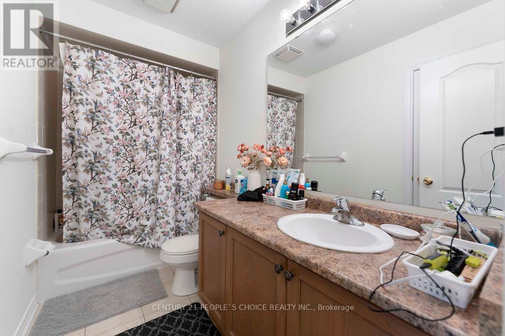40 - 230 Paisley Boulevard W, Mississauga, Ontario  L5B 0C5 - Photo 45 - W13684798