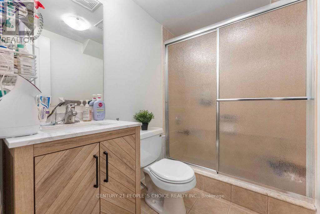 40 - 230 Paisley Boulevard W, Mississauga, Ontario  L5B 0C5 - Photo 46 - W13684798