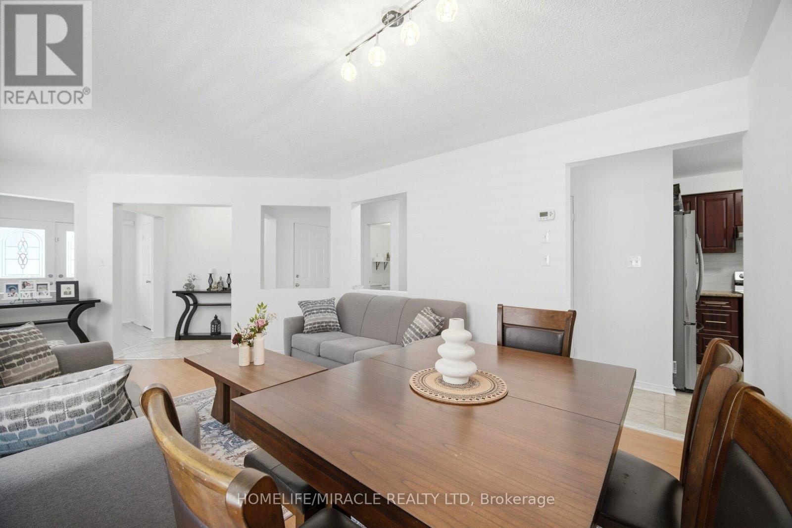 16 Capistro Street, Brampton, Ontario  L7A 3J3 - Photo 10 - W13684802