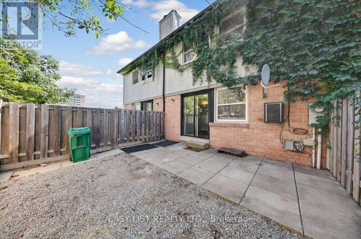 A - 6530 Glen Erin Drive, Mississauga, Ontario  L5N 3S3 - Photo 12 - W13684840