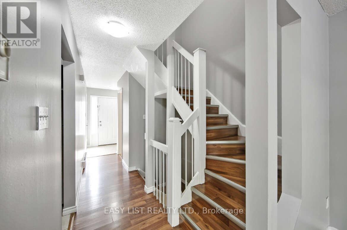 A - 6530 Glen Erin Drive, Mississauga, Ontario  L5N 3S3 - Photo 5 - W13684840