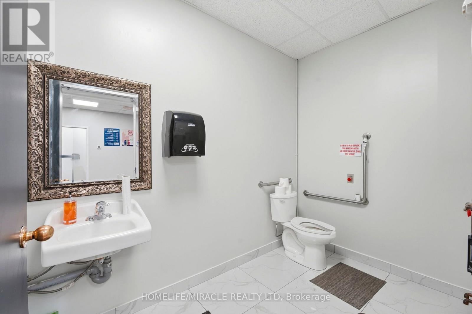 205 - 275 Gardenbrooke Trail, Brampton, Ontario  L6P 3L1 - Photo 17 - W13684862