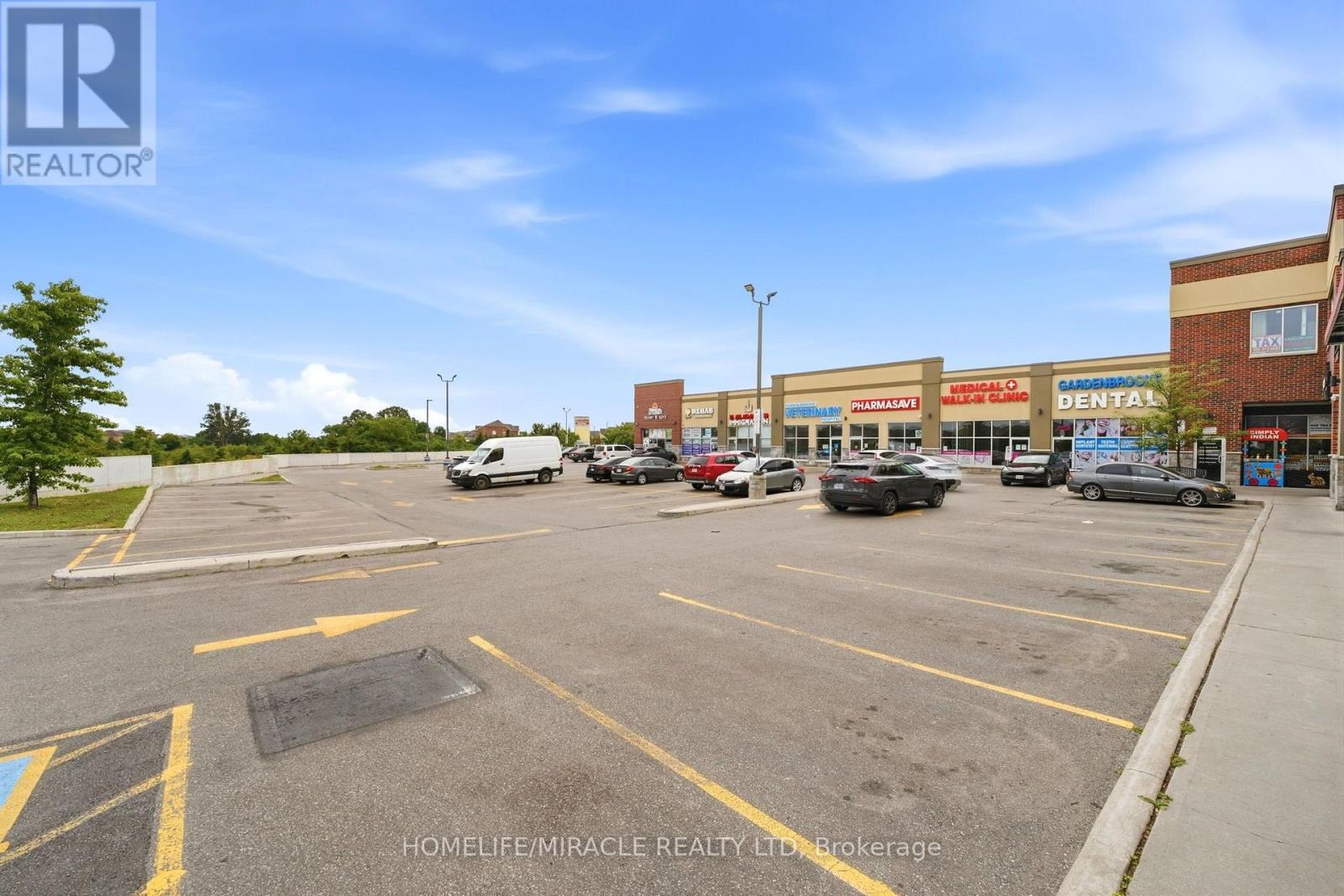 205 - 275 Gardenbrooke Trail, Brampton, Ontario  L6P 3L1 - Photo 3 - W13684862