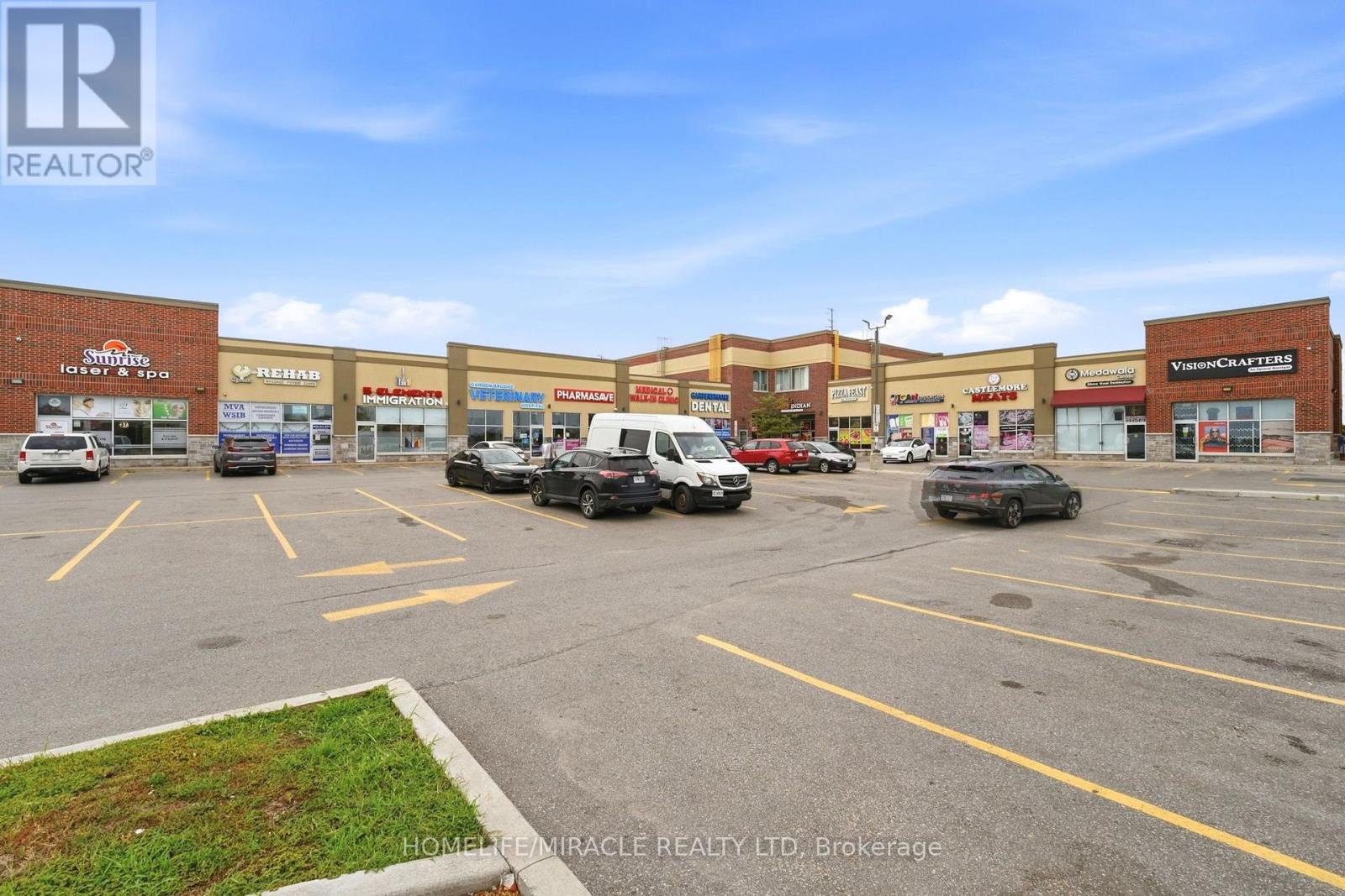 205 - 275 Gardenbrooke Trail, Brampton, Ontario  L6P 3L1 - Photo 4 - W13684862