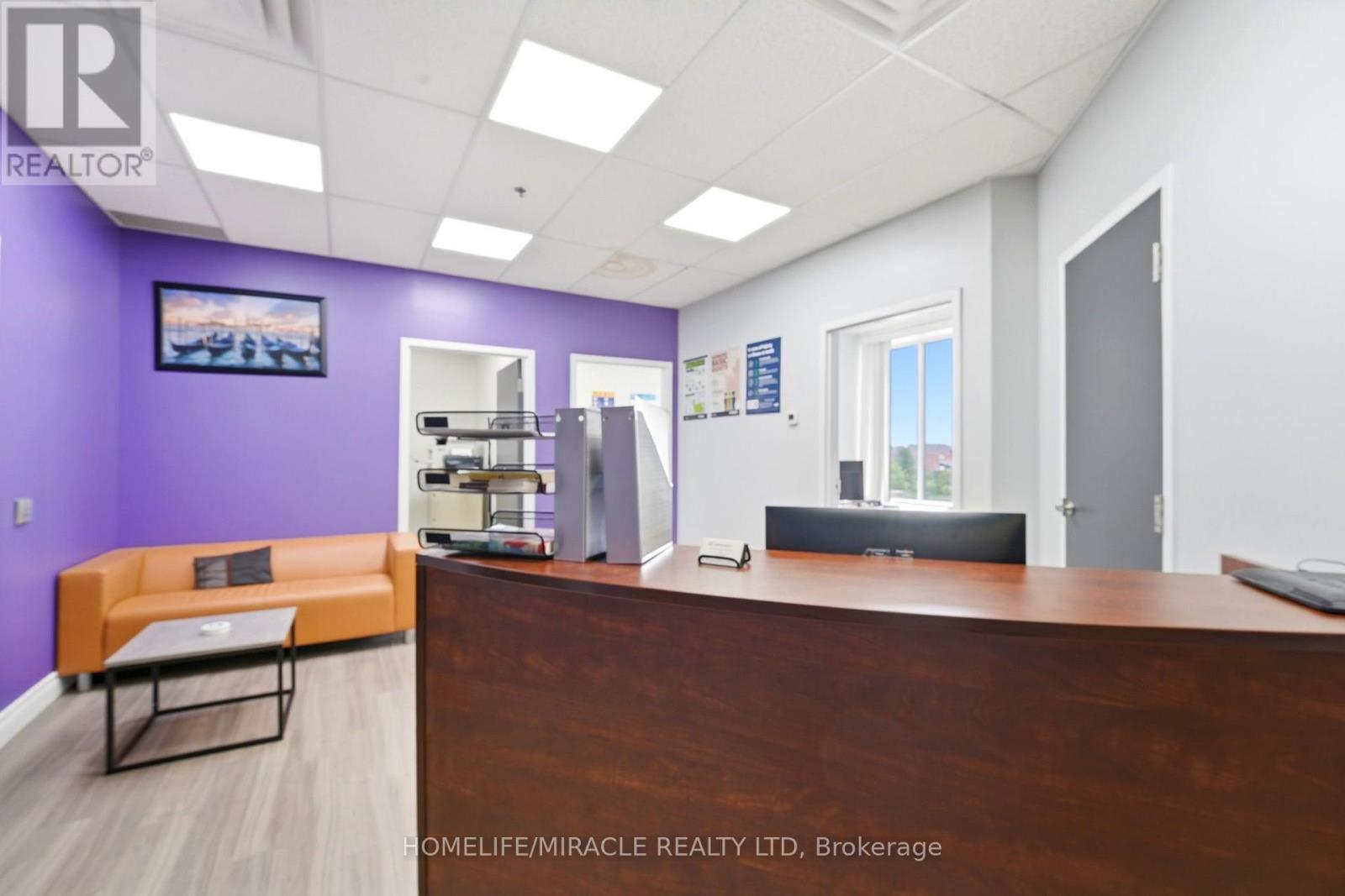 205 - 275 Gardenbrooke Trail, Brampton, Ontario  L6P 3L1 - Photo 8 - W13684862