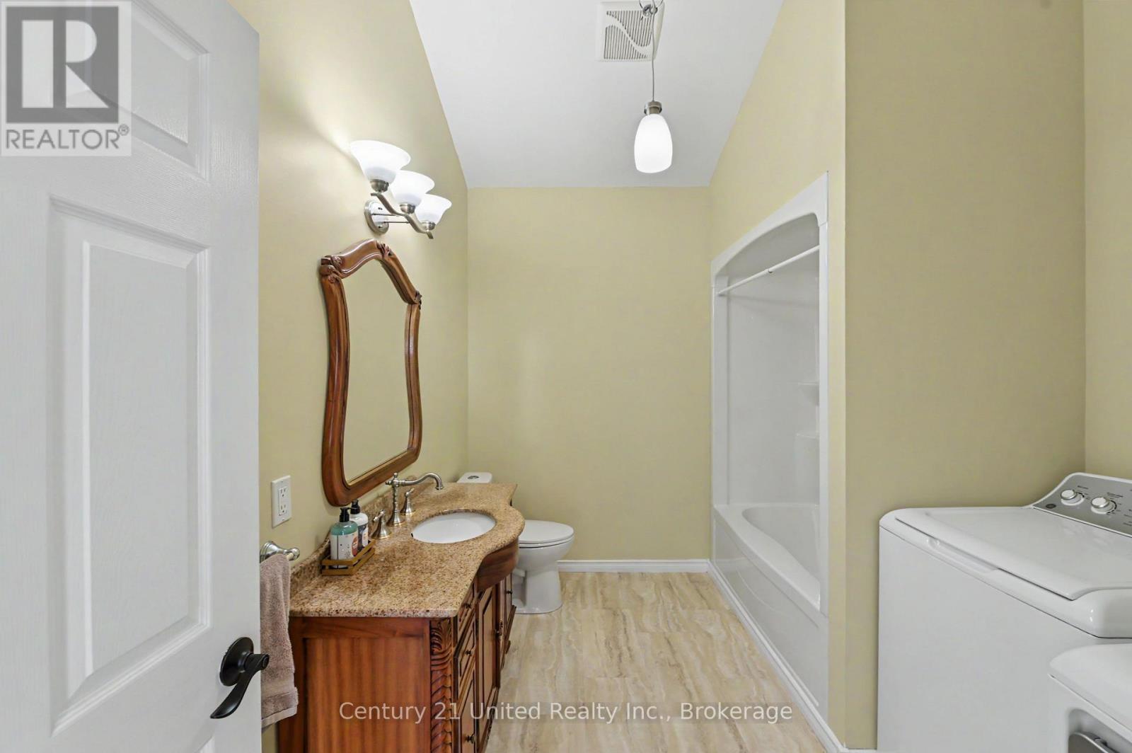 257 10th Line Rd South Dummer Road, Douro-Dummer, Ontario  K0L 2V0 - Photo 39 - X12890810