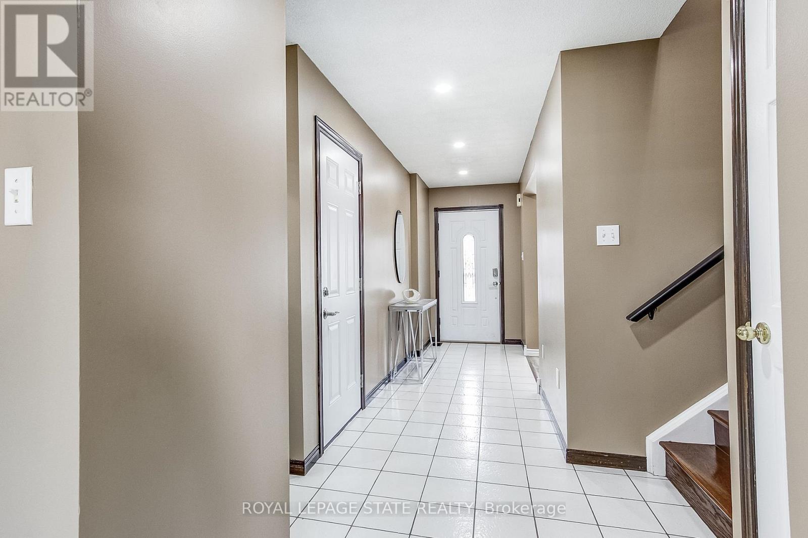 357 Acadia Drive, Hamilton, Ontario  L8W 3L7 - Photo 14 - X13684812