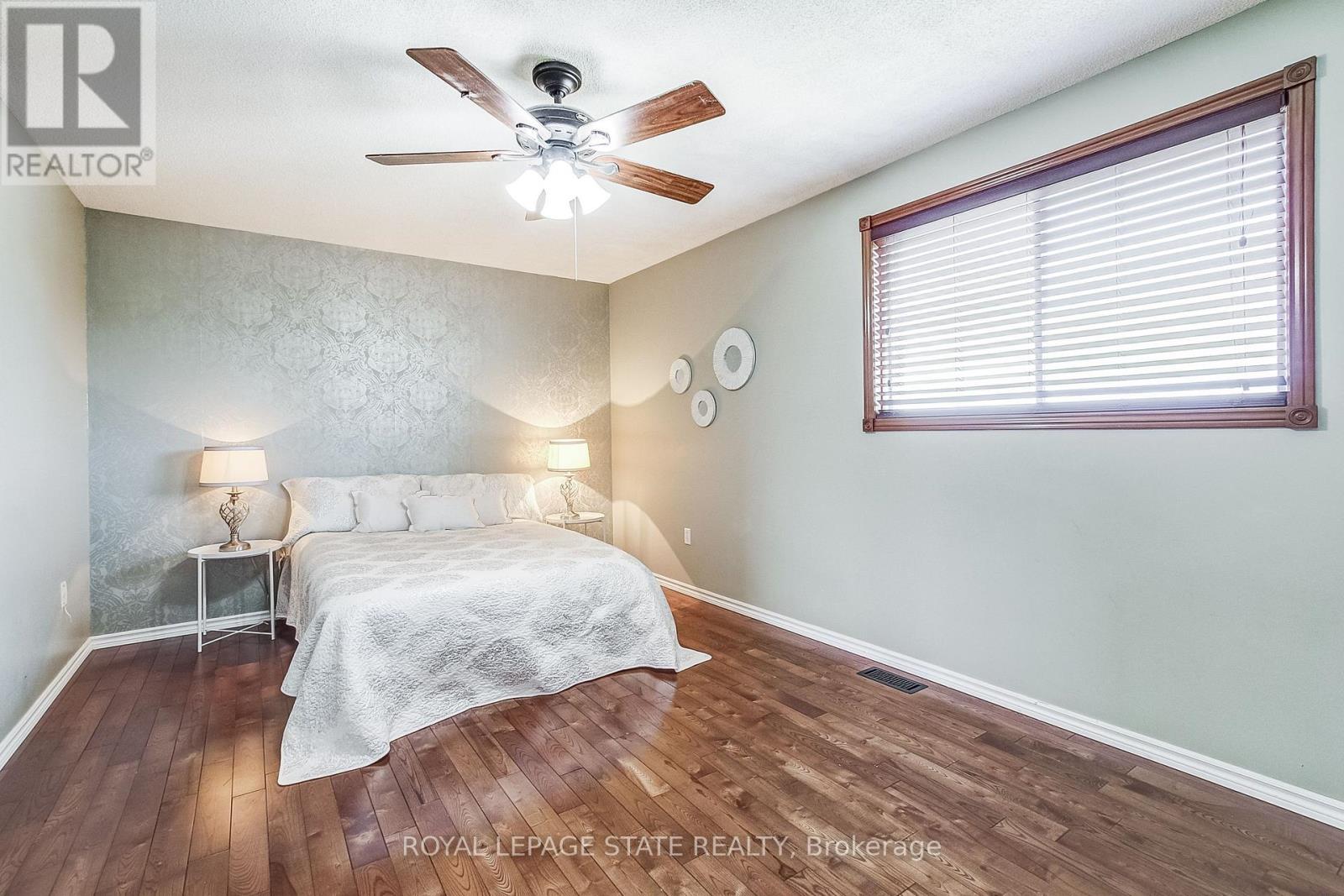 357 Acadia Drive, Hamilton, Ontario  L8W 3L7 - Photo 18 - X13684812