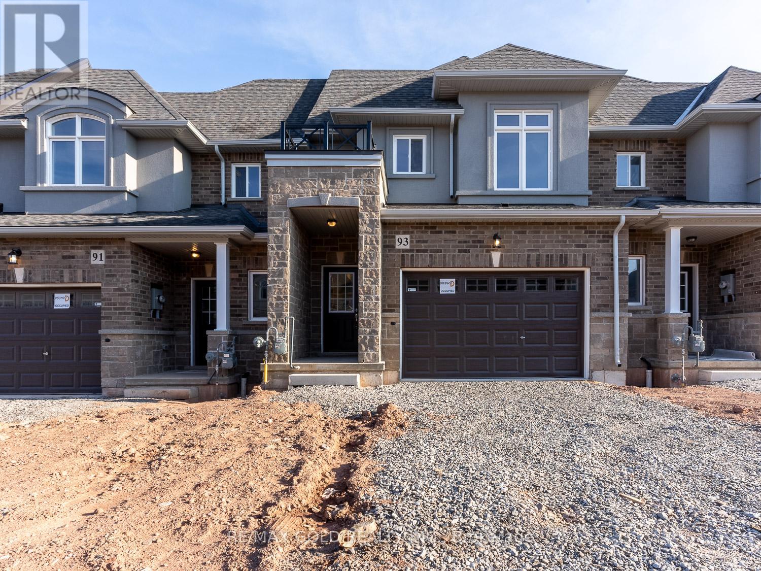 93 Pinot Crescent, Hamilton, Ontario  L8E 0J9 - Photo 2 - X13684846