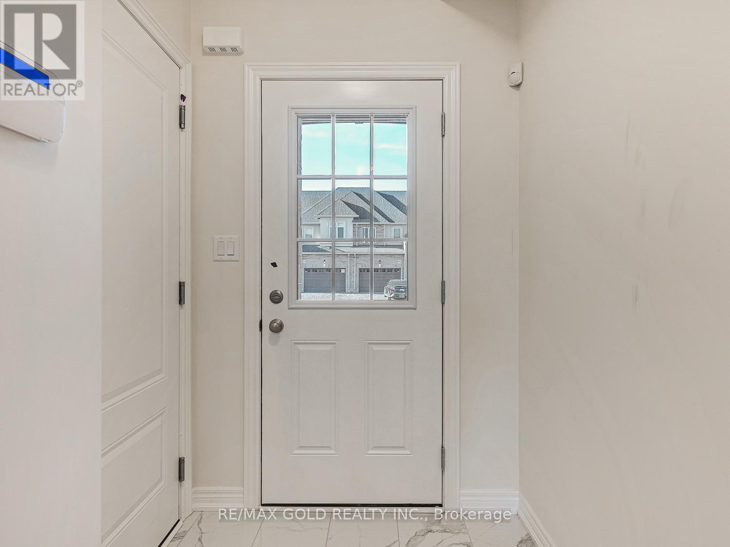 93 Pinot Crescent, Hamilton, Ontario  L8E 0J9 - Photo 4 - X13684846