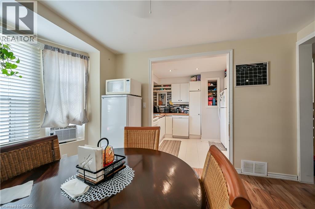139 Balsam Avenue S, Hamilton, Ontario  L8M 3B6 - Photo 8 - 40785420