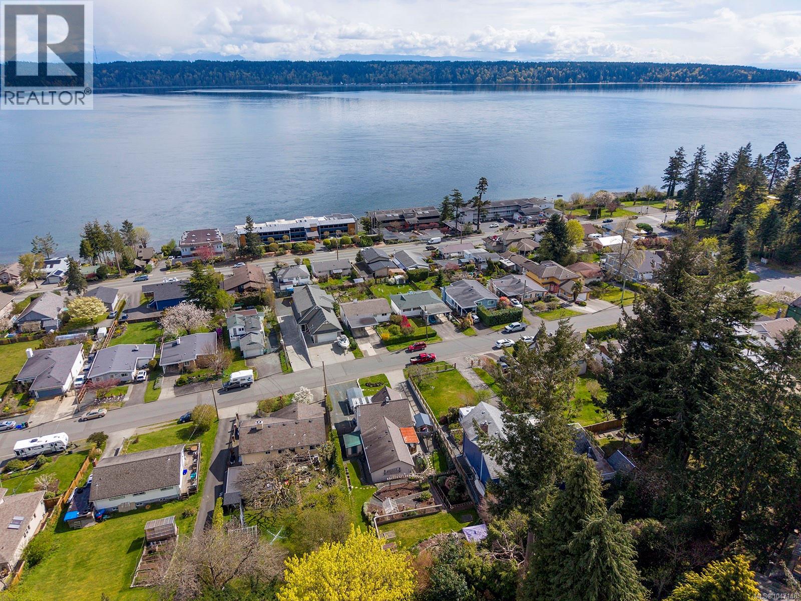542 Thulin St, Campbell River, British Columbia  V9W 2L1 - Photo 2 - 1047148