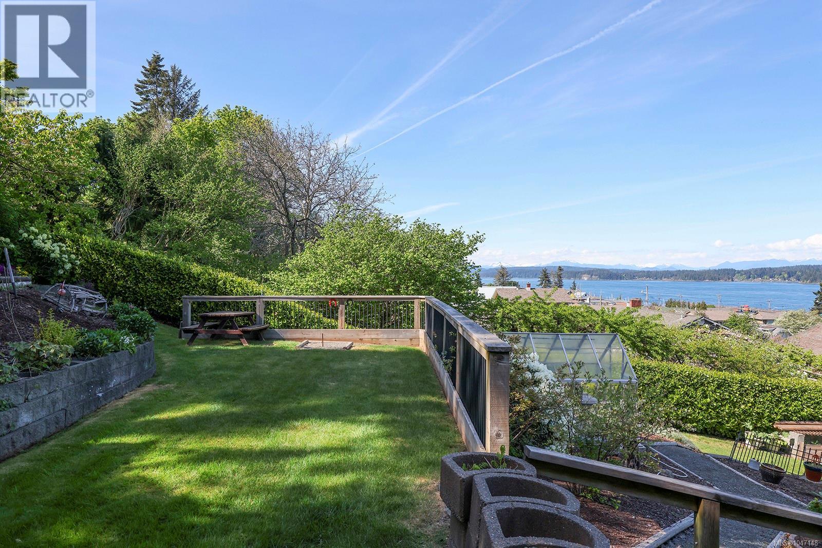 542 Thulin St, Campbell River, British Columbia  V9W 2L1 - Photo 6 - 1047148