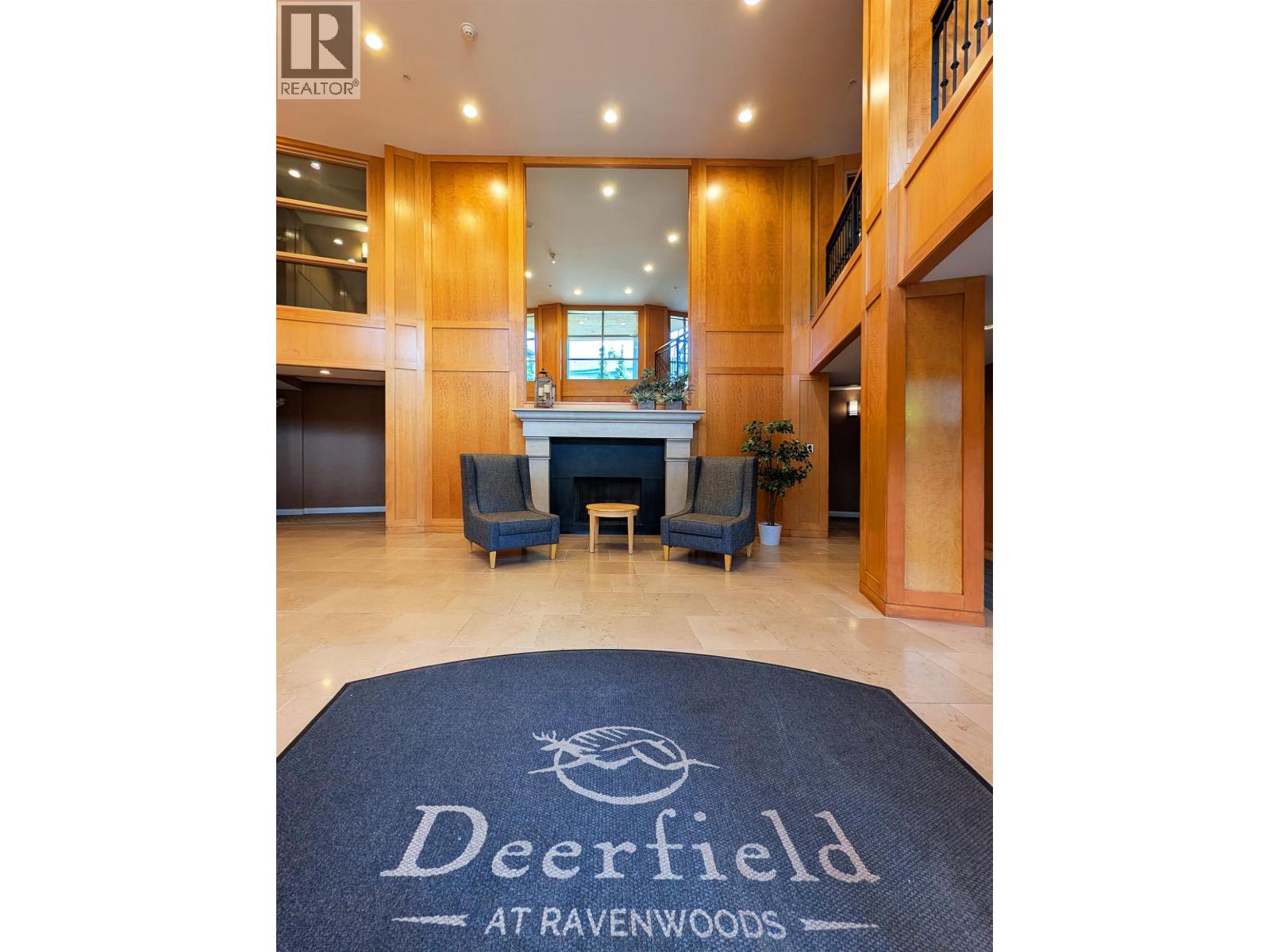 422 3629 Deercrest Drive, North Vancouver, British Columbia  V7G 2S9 - Photo 4 - R3141891