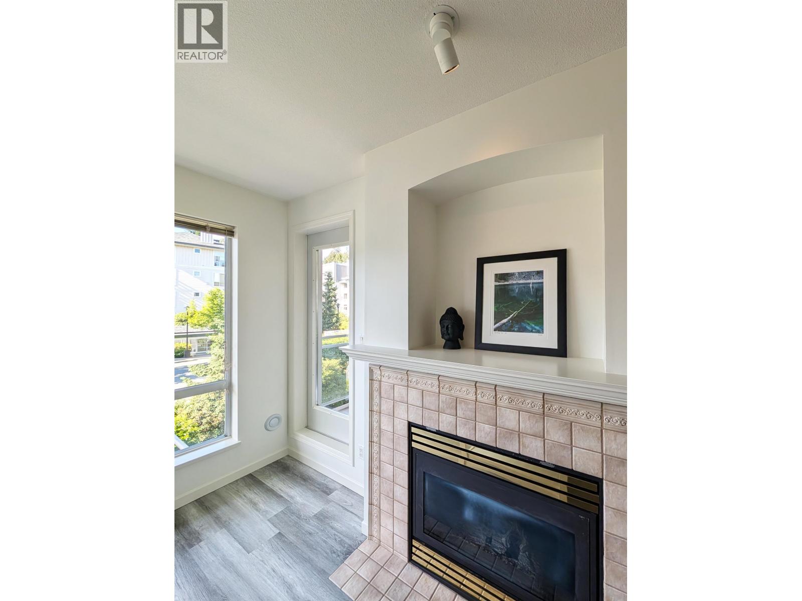 422 3629 Deercrest Drive, North Vancouver, British Columbia  V7G 2S9 - Photo 7 - R3141891