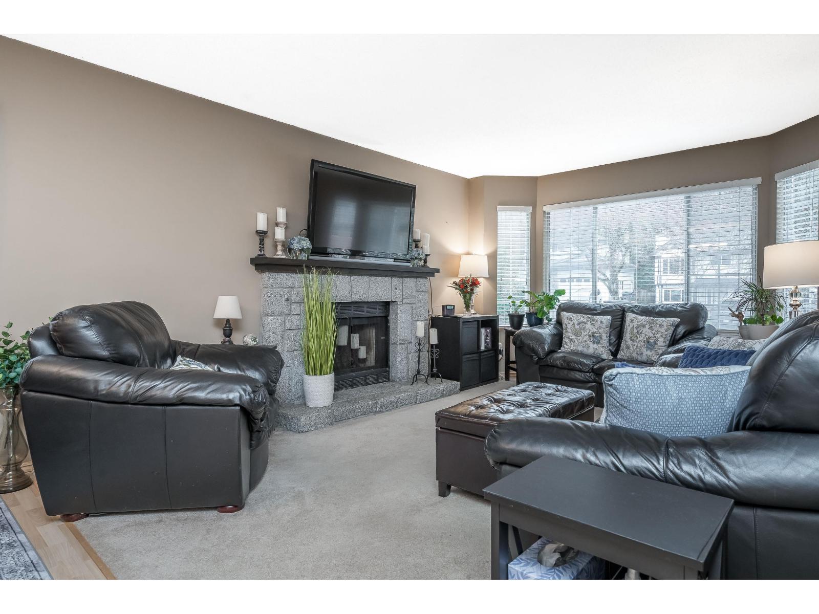 8062 138 Street, Surrey, British Columbia V3W 8P9 - Photo 9 - R3156437