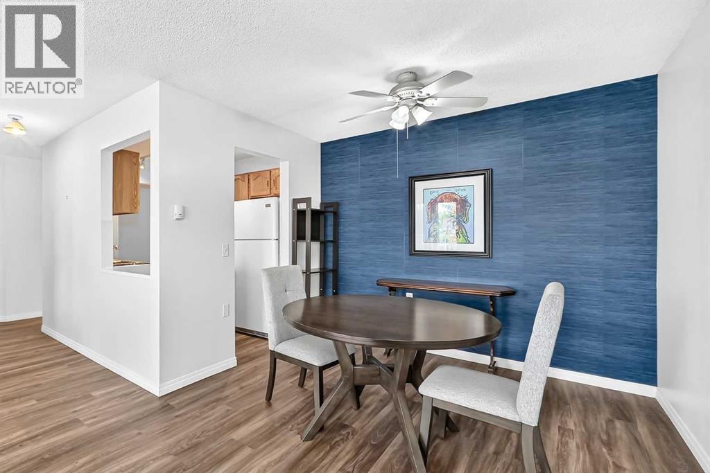 307, 309 Woodside Drive NW, Airdrie, Alberta  T4B 2E7 - Photo 20 - A2330737