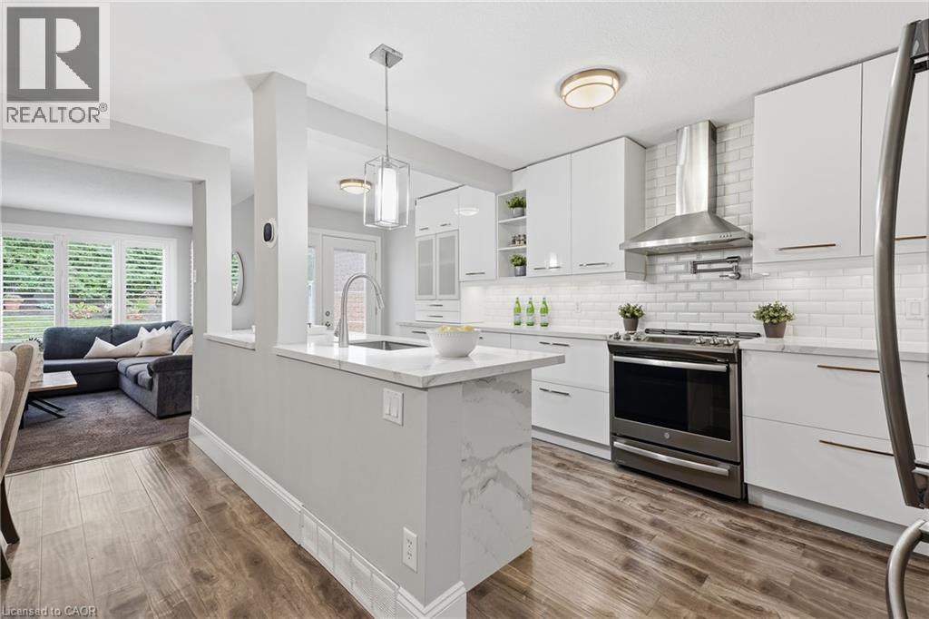 525 Beechwood Drive Unit# 27, Waterloo, Ontario  N2T 2G7 - Photo 1 - 40853302