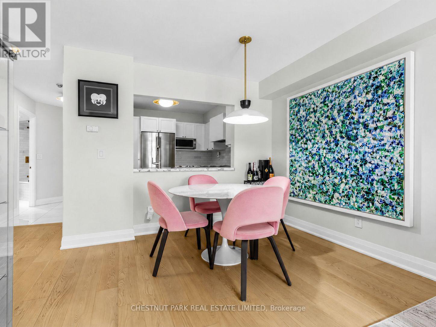 505 - 1 Balmoral Avenue, Toronto, Ontario  M4V 3B9 - Photo 4 - C13670184