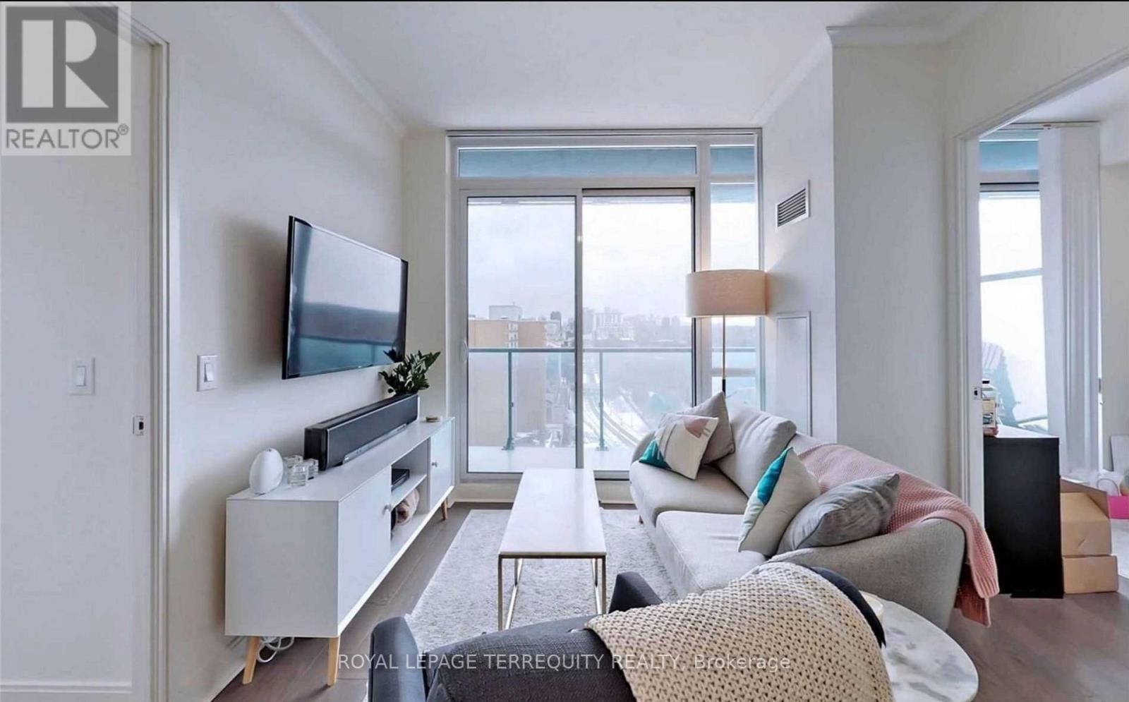 1502 - 825 Church Street, Toronto, Ontario  M4W 3Z4 - Photo 2 - C13670234