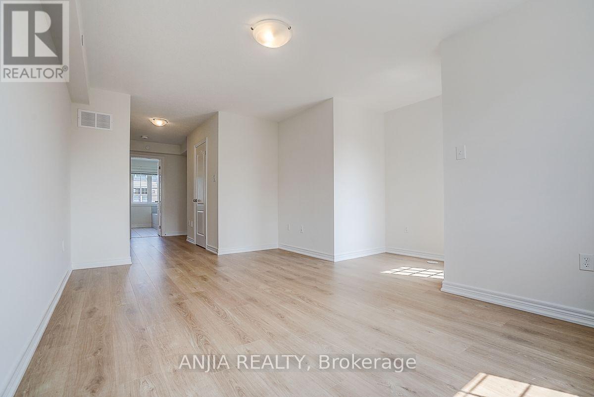 2641 Eaglesham Path, Oshawa, Ontario  L1L 0M7 - Photo 18 - E13670260