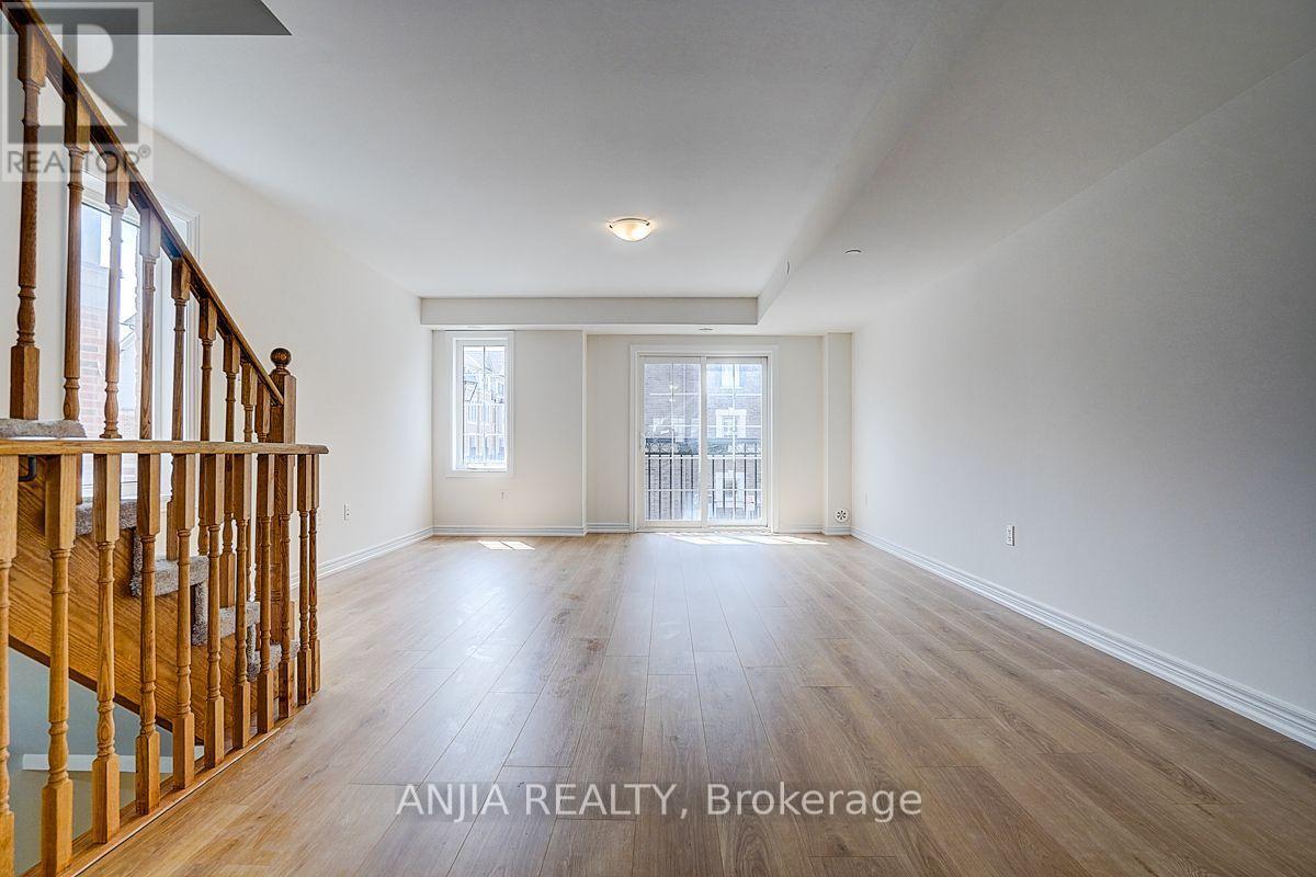 2641 Eaglesham Path, Oshawa, Ontario  L1L 0M7 - Photo 7 - E13670260