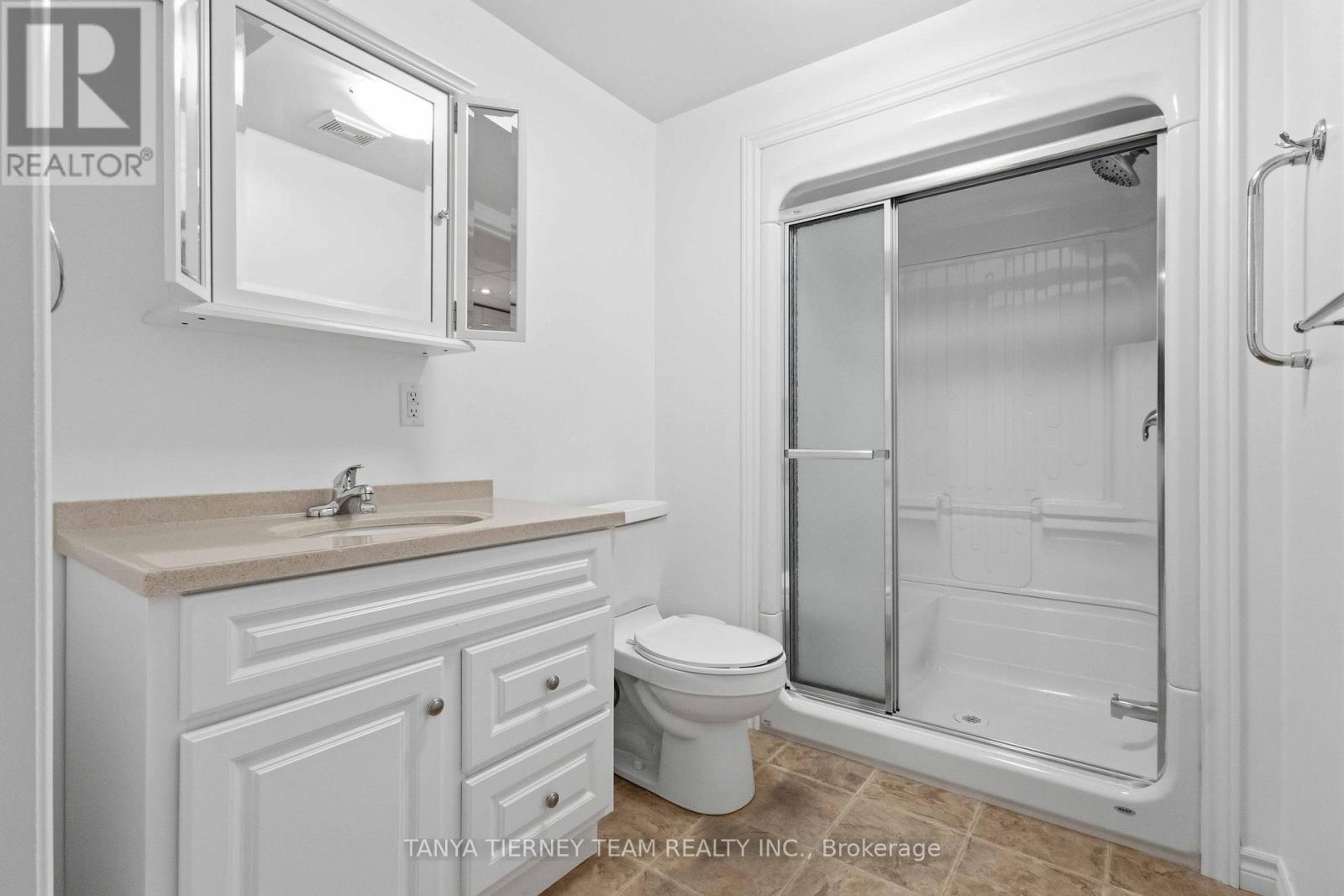 96 Robideau Place, Whitby, Ontario  L1R 3G7 - Photo 45 - E13670232