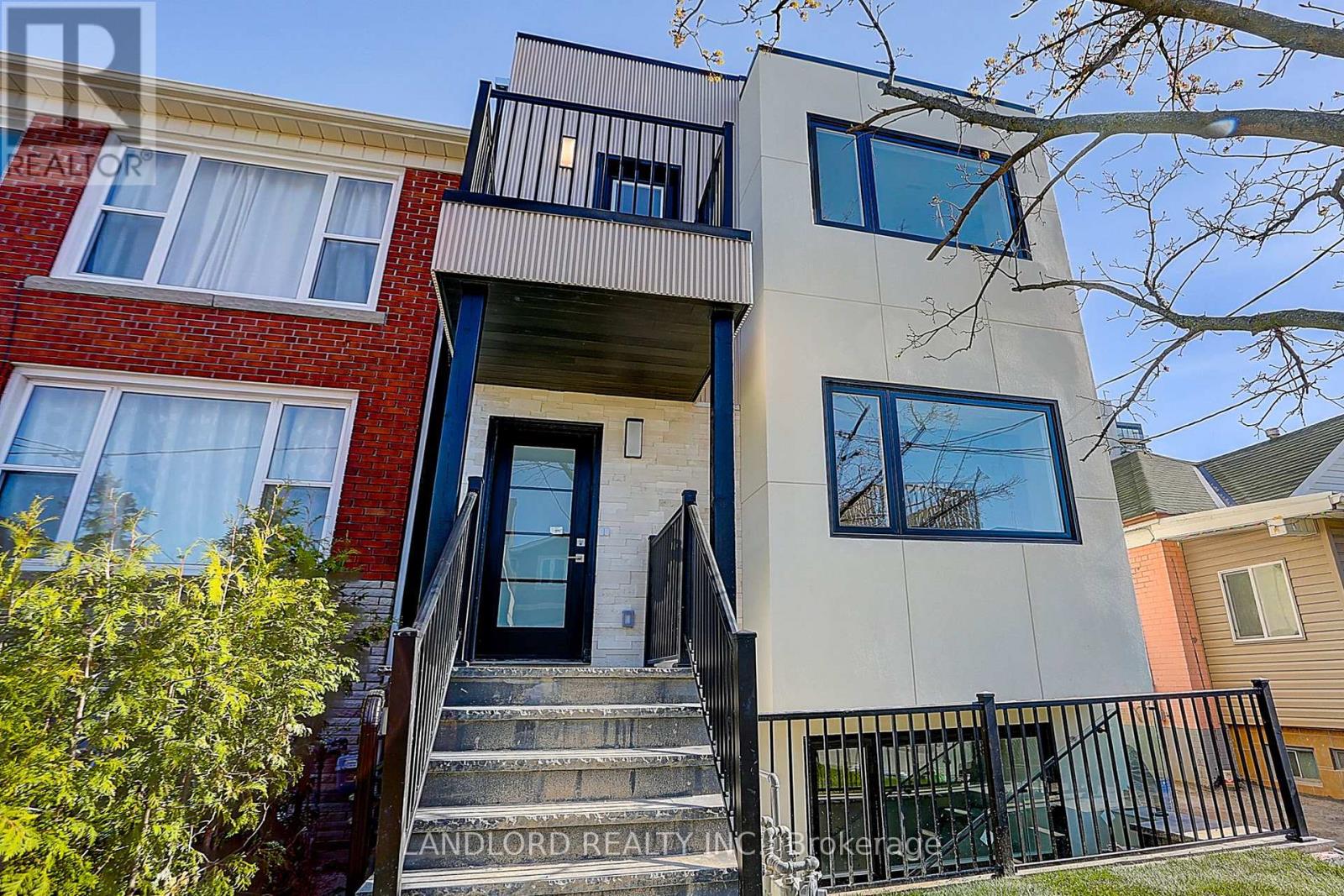 Lower - 71 Livingstone Avenue, Toronto, Ontario  M6E 2L7 - Photo 2 - W13670282