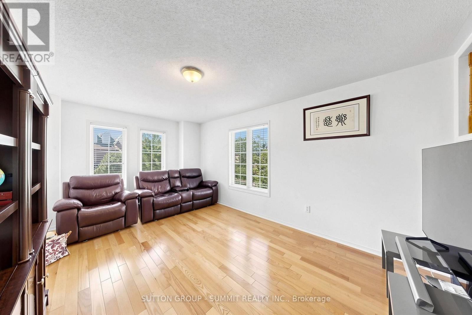 141 Gatwick Drive, Oakville, Ontario  L6H 6T7 - Photo 19 - W13670320