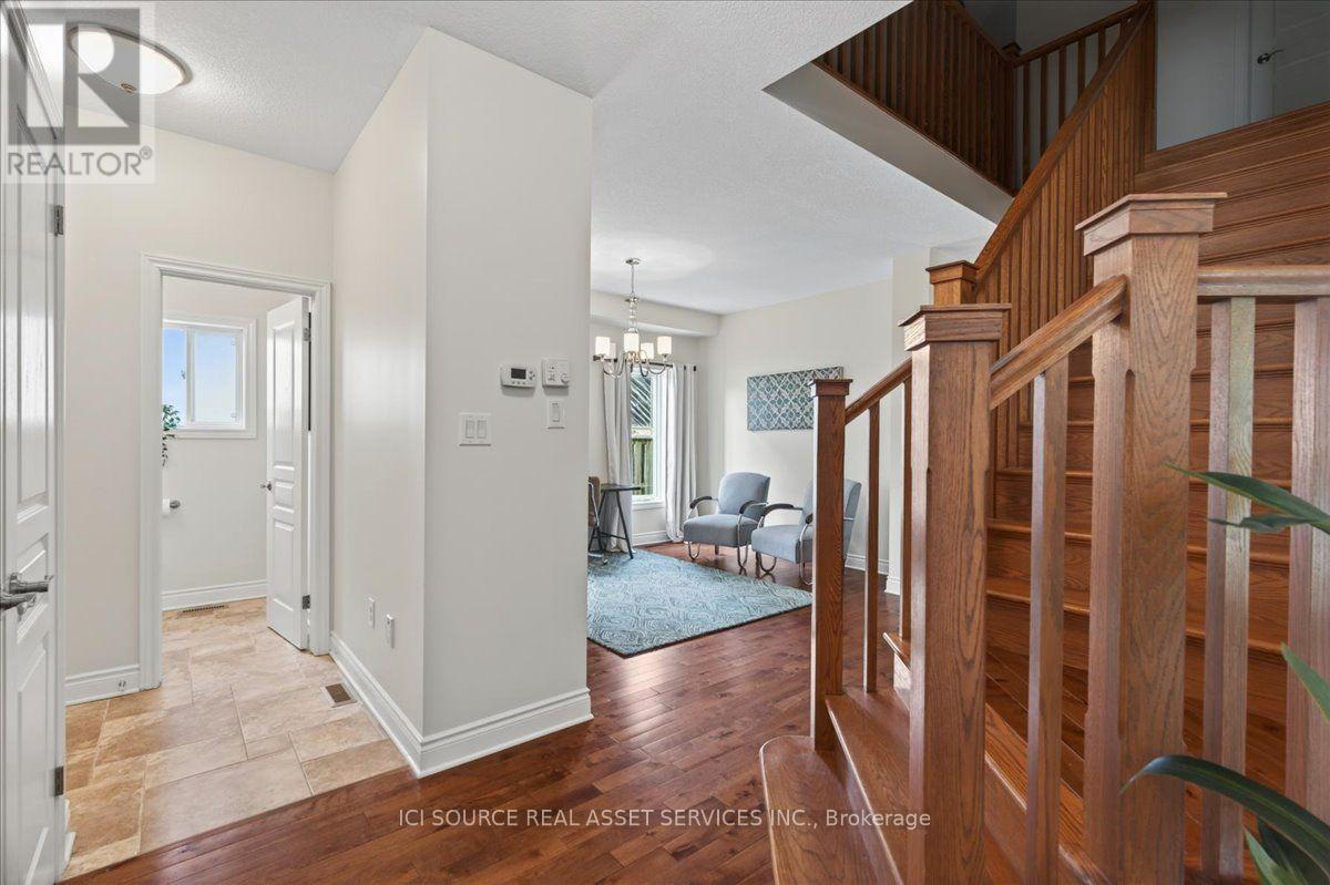 850 Teakwood Lane, London North, Ontario  N6H 0E5 - Photo 4 - X13670286