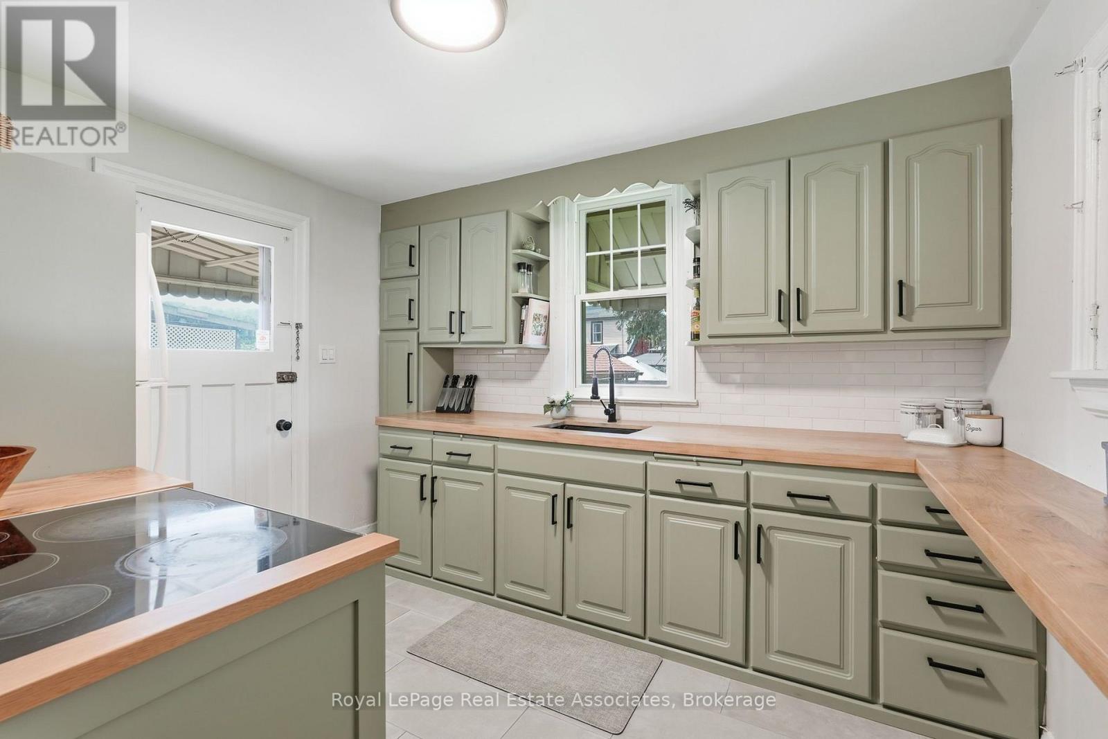 96 Huxley Avenue S, Hamilton, Ontario  L8K 2P8 - Photo 20 - X13670318