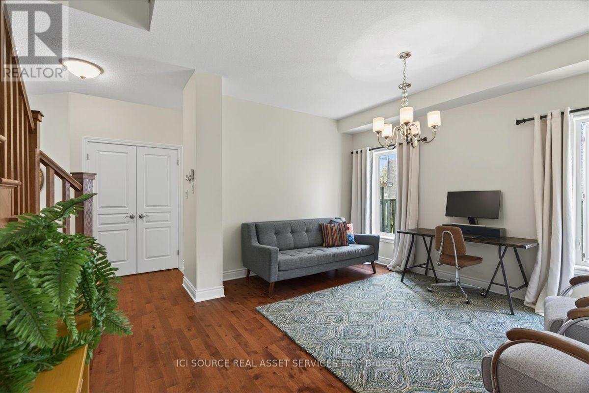 850 Teakwood Lane, London North, Ontario  N6H 0E5 - Photo 5 - X13670286