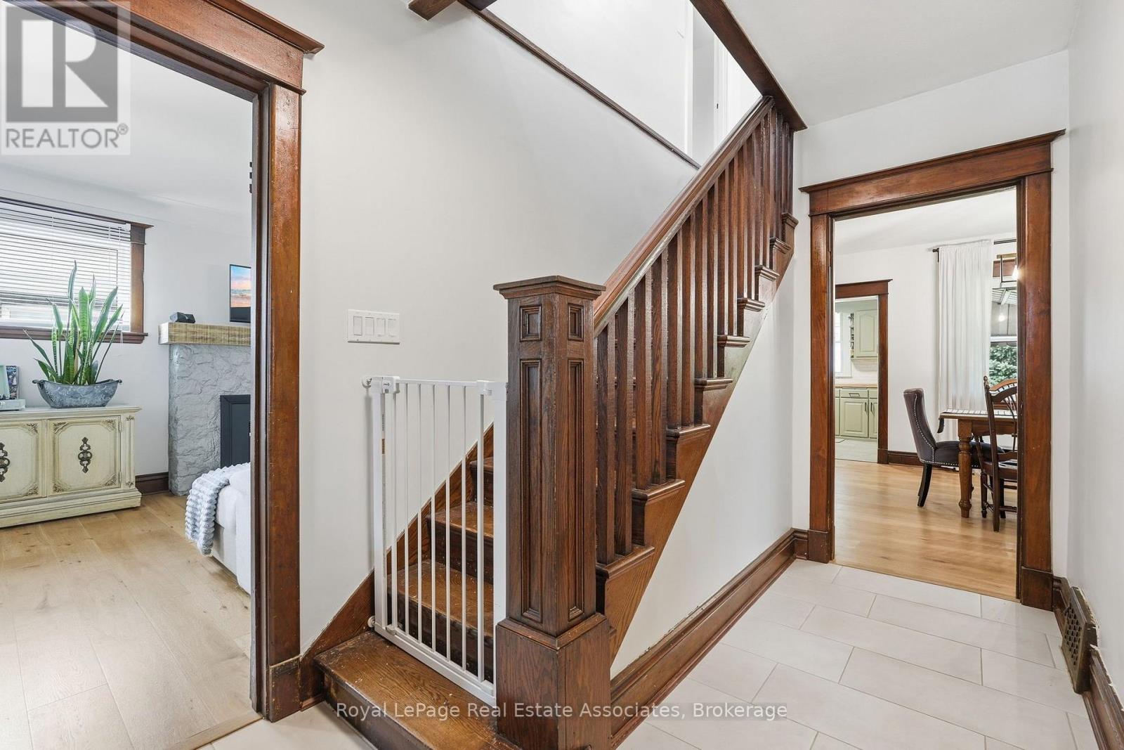 96 Huxley Avenue S, Hamilton, Ontario  L8K 2P8 - Photo 8 - X13670318