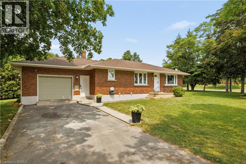 45 Argyle Avenue, Delhi, Ontario  N4B 1J4 - Photo 3 - 40849378
