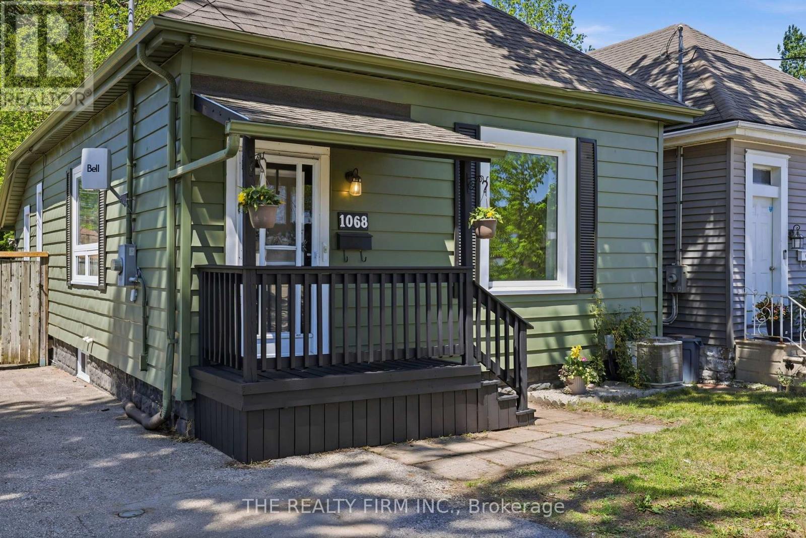 1068 Margaret Street, London East, Ontario  N5W 2K1 - Photo 2 - X13684886