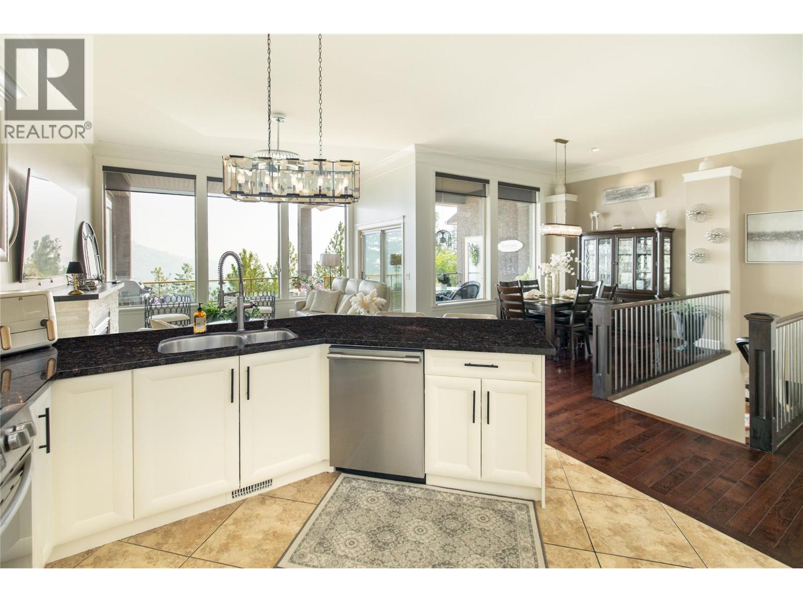 1969 Cornerstone Drive, West Kelowna, British Columbia  V4T 2Y3 - Photo 6 - 10397074