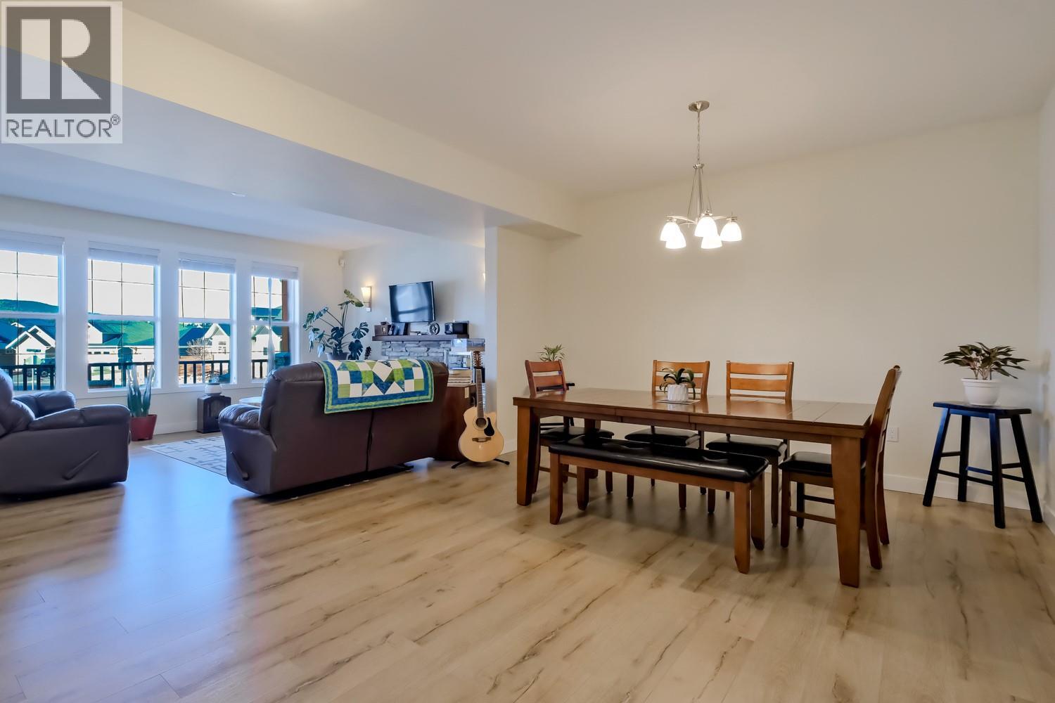 926 Holden Road, Penticton, British Columbia  V2A 9G6 - Photo 7 - 10397952