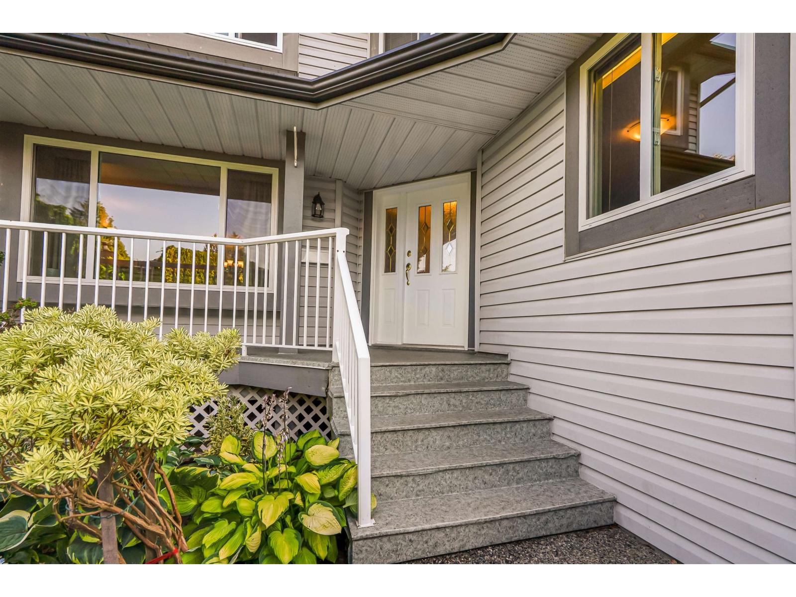 7446 149a Street, Surrey, British Columbia V3S 3H5 - Photo 3 - R3156399