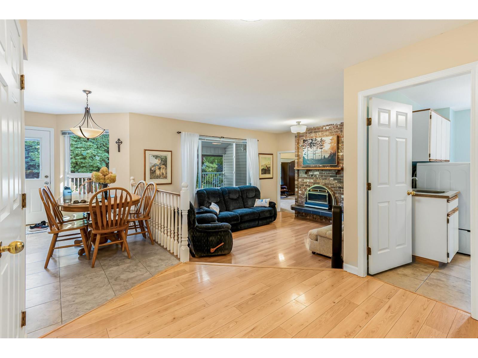 7446 149a Street, Surrey, British Columbia V3S 3H5 - Photo 10 - R3156399