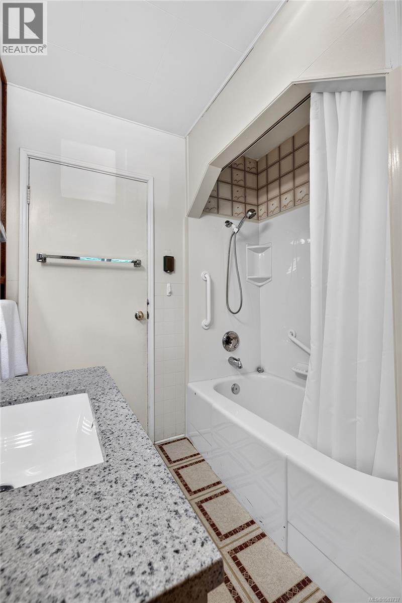 1390 Laurel Rd, North Saanich, British Columbia  V8L 5K8 - Photo 23 - 1043737